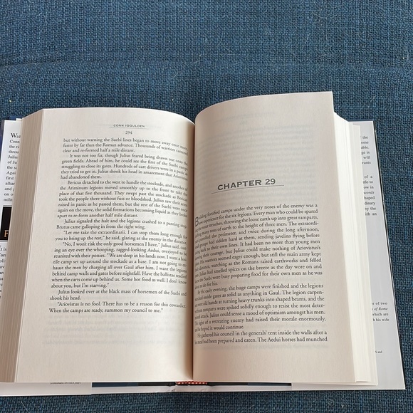 Emperor The Field of Swords (A Julius Caesar Novel) - Conn Iggulden. VG Cond. - Picture 9 of 10